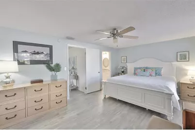 6580 Channelside Terrace N, Pinellas Park, FL 33781 - Photo 15
