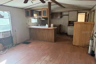 4905 Merrin Rd, Plant City, FL 33565 - Photo 9