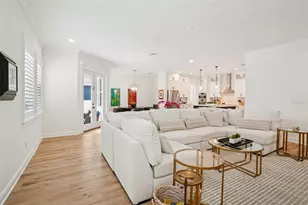 811 W Coral St, Tampa, FL 33602 - Photo 11