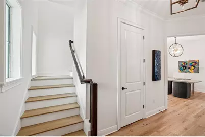 811 W Coral Street, Tampa, FL 33602 - Photo 9