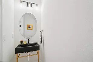 811 W Coral St, Tampa, FL 33602 - Photo 23