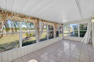 1207 Eastloch Ct, Sun City Center, FL 33573 - Photo 27