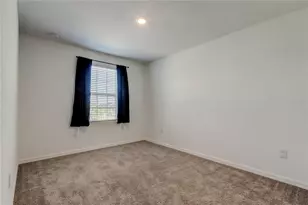 11633 Glenside Ter, Palmetto, FL 34221 - Photo 9