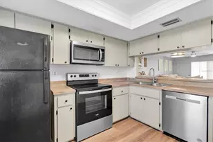 129 Cypress Ct, Oldsmar, FL 34677 - Photo 11