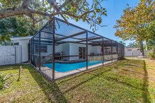 1820 Driftwood Cir N, Oldsmar, FL 34677 - Photo 25