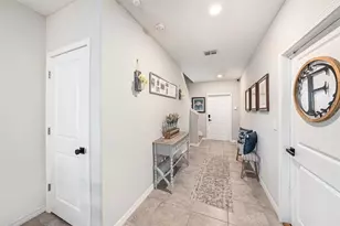 17211 Beach Buttercup Pl, Wimauma, FL 33598 - Photo 7