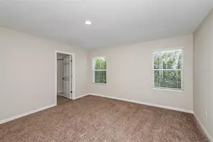 34759 Blossom Fall Path, Zephyrhills, FL 33541 - Photo 11
