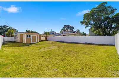 1801 13th Avenue S, Saint Petersburg, FL 33712 - Photo 3