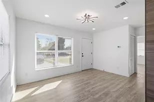 1801 13th Ave S, Saint Petersburg, FL 33712 - Photo 15