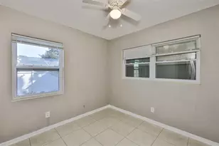 72 Lake Shore Dr, Palm Harbor, FL 34684 - Photo 11
