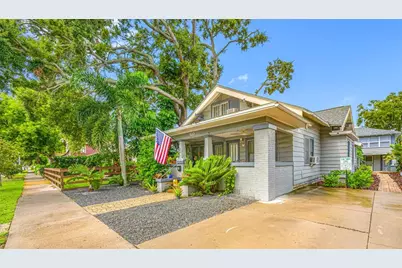 1026 12th Street N, Saint Petersburg, FL 33705 - Photo 3