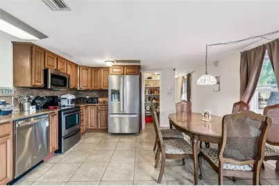 37440 Phelps Road, Zephyrhills, FL 33541 - Photo 7