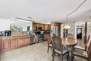 37440 Phelps Rd, Zephyrhills, FL 33541 - Photo 3
