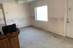 365 145th Ave E, Madeira Beach, FL 33708 - Photo 3