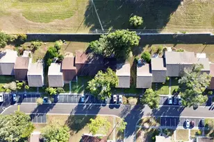 2928 Bancroft Cir E, Palm Harbor, FL 34683 - Photo 27