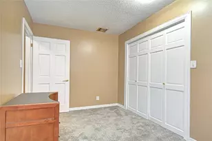 8120 N Albany Ave, Tampa, FL 33604 - Photo 37