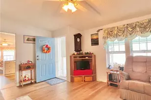 51 Pindo Palm St E, Largo, FL 33770 - Photo 5