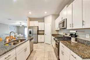 9742 Lemon Drop Loop, Sun City Center, FL 33573 - Photo 11