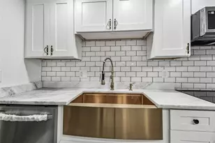 4603 Goldbud Ln, Tampa, FL 33624 - Photo 19