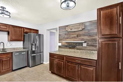 7395 18th Street N, Saint Petersburg, FL 33702 - Photo 7