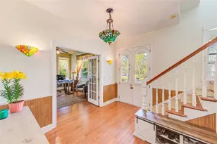 757 Bayshore Dr, Tarpon Springs, FL 34689 - Photo 7