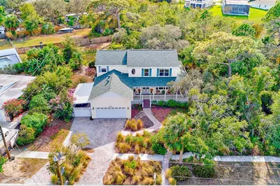 757 Bayshore Dr, Tarpon Springs, FL 34689 - Photo 57