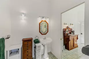 757 Bayshore Dr, Tarpon Springs, FL 34689 - Photo 31