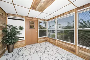 7 Mountain Laurel Dr, Palm Harbor, FL 34684 - Photo 5