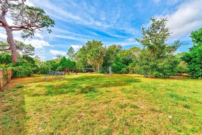 757 Bayshore Dr, Tarpon Springs, FL 34689 - Photo 51