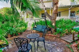 757 Bayshore Dr, Tarpon Springs, FL 34689 - Photo 45