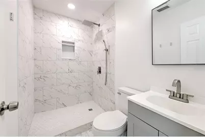 2002 E Hanna Avenue, Tampa, FL 33610 - Photo 13