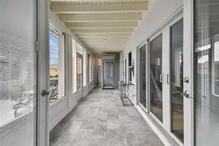 21 Crescent Pl S, Saint Petersburg, FL 33711 - Photo 37