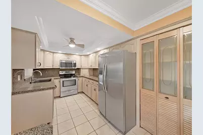 700 Starkey Road #511, Largo, FL 33771 - Photo 9