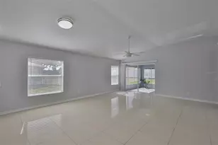 11345 Coconut Island Dr, Riverview, FL 33569 - Photo 5