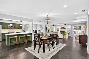 2366 Pembrook Dr, Clearwater, FL 33764 - Photo 21