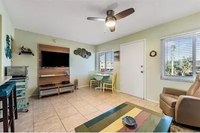 2110 Gulf Boulevard #8, Indian Rocks Beach, FL 33785 - Photo 9