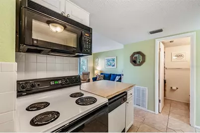 2110 Gulf Boulevard #8, Indian Rocks Beach, FL 33785 - Photo 13