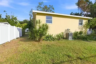 2825 Church Ave, Sarasota, FL 34234 - Photo 25