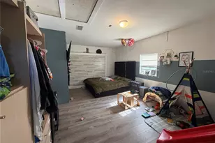 10410 Sassafras St, Tampa, FL 33617 - Photo 11