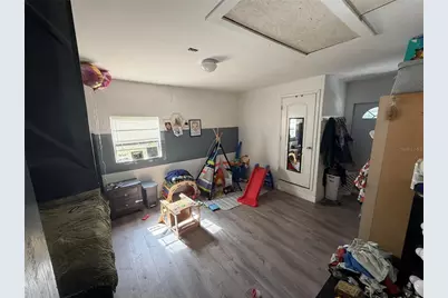 10410 Sassafras Street, Tampa, FL 33617 - Photo 9