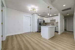 463 Davison Ave NE, Saint Petersburg, FL 33703 - Photo 7