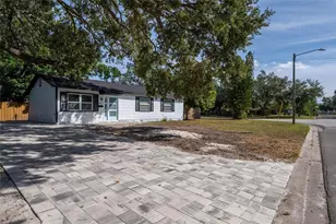 463 Davison Ave NE, Saint Petersburg, FL 33703 - Photo 3