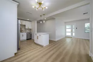 463 Davison Ave NE, Saint Petersburg, FL 33703 - Photo 11