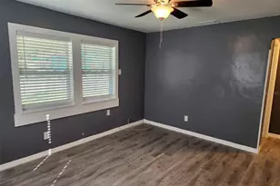 2011 11th St W, Bradenton, FL 34205 - Photo 3