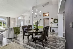 13022 Prestwick Dr, Riverview, FL 33579 - Photo 9