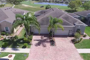 718 Chipper Dr, Sun City Center, FL 33573 - Photo 3