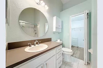 11142 Kapok Grand Circle, Saint Petersburg, FL 33708 - Photo 55