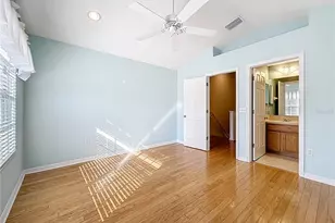 11142 Kapok Grand Cir, Saint Petersburg, FL 33708 - Photo 63