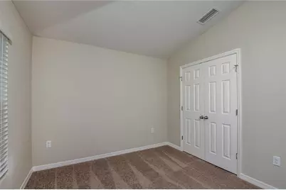 9284 Pavilion Shade Drive, Zephyrhills, FL 33541 - Photo 21