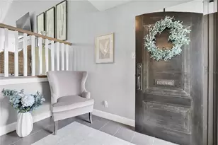 5559 Escondida Blvd S, Saint Petersburg, FL 33715 - Photo 3